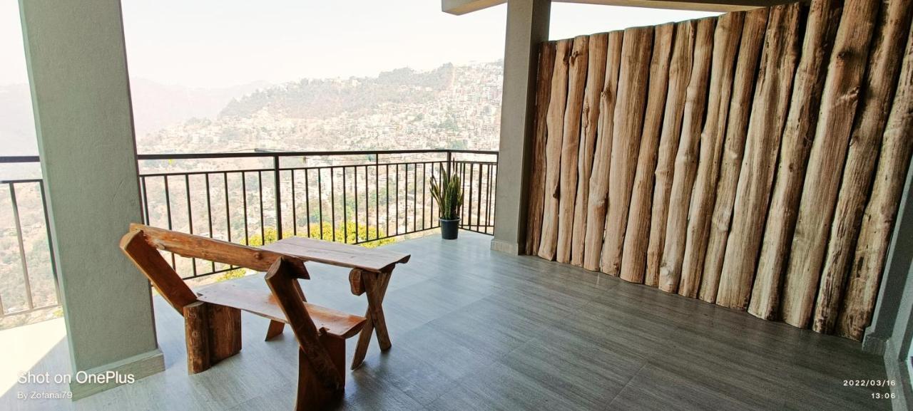 Standard Room Aizawl Bagian luar foto