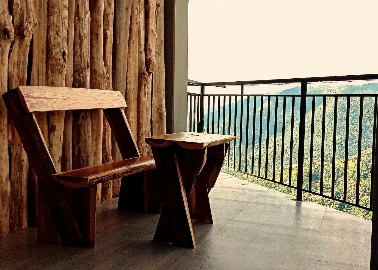 Standard Room Aizawl Bagian luar foto