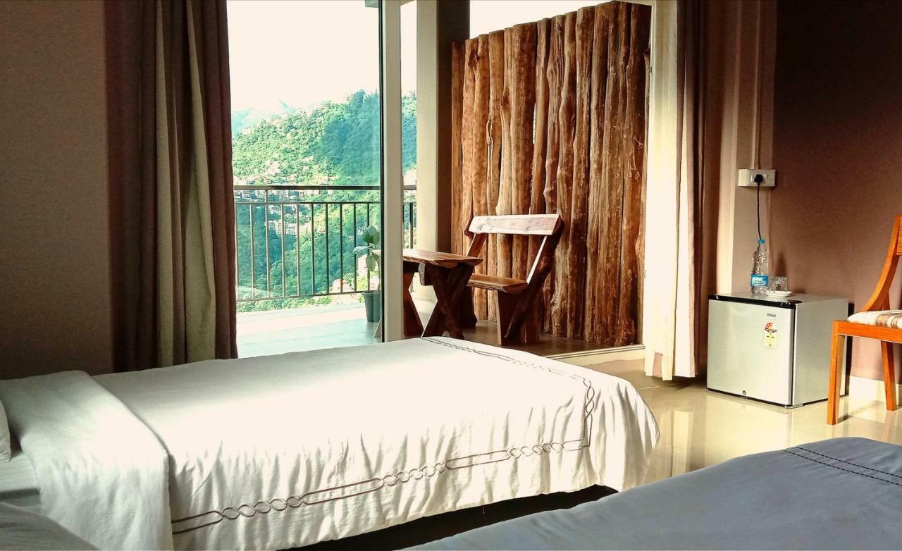 Standard Room Aizawl Bagian luar foto